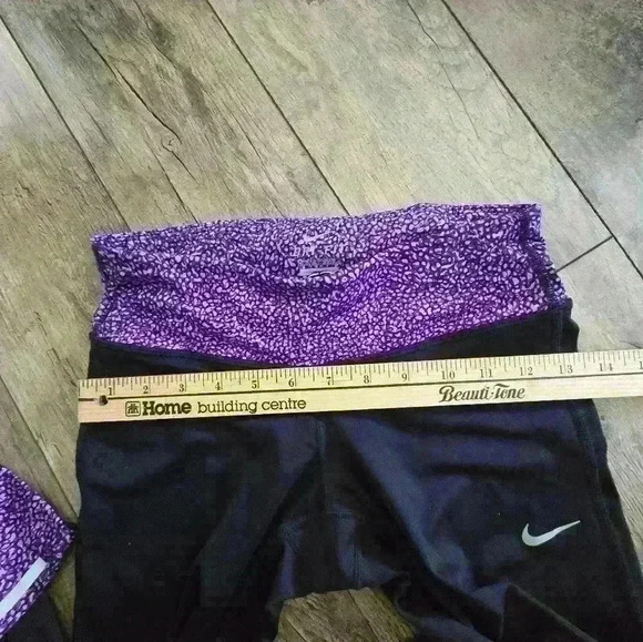 NIKE DRY FIT purple  black capri leggings xs rn#56323 05553 - Picture 4 of 10
